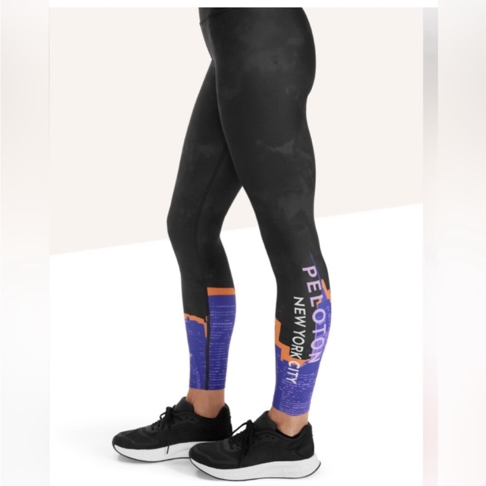 NWOT Peloton NYC High Rise Legging